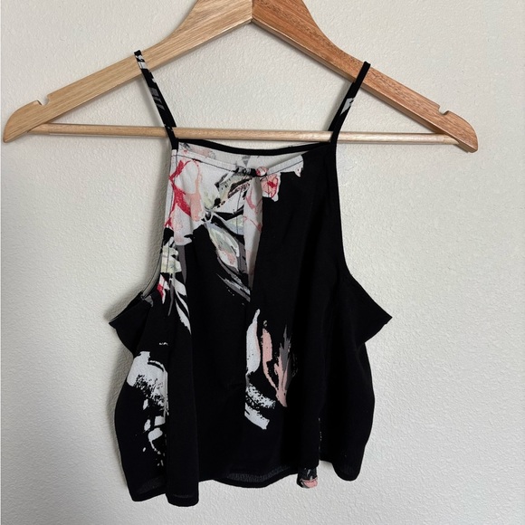 Leith Black Floral Graphic Crop Spaghetti Strap Camisole Button Back Detail - Picture 4 of 5